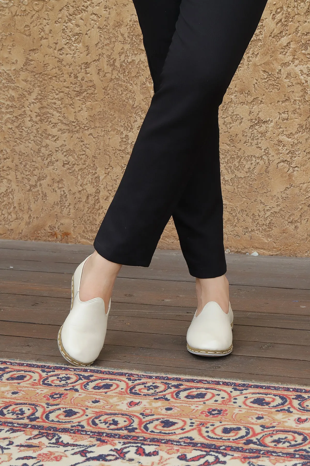 Alabaster Handmade Leather Loafers (Women's)