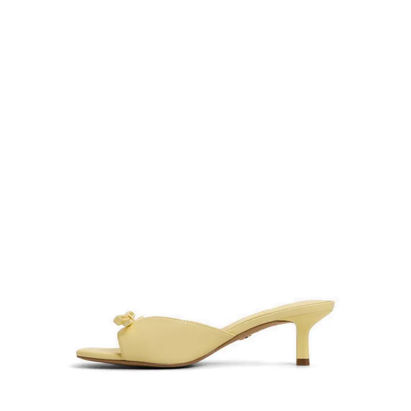 Aldo รุ่น Belerose รองเท้าแตะผู้หญิง สี Light Yellow