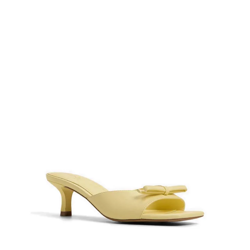 Aldo รุ่น Belerose รองเท้าแตะผู้หญิง สี Light Yellow