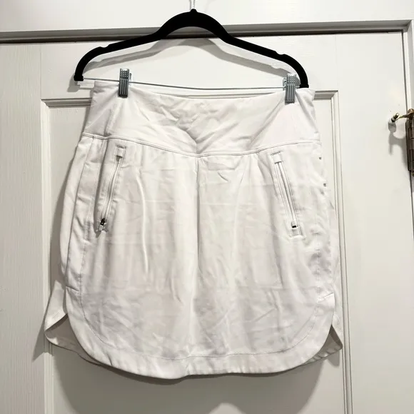 Athleta Women’s Fairway Golf Skort 18” White Large Tennis Activewear Sporty UPF