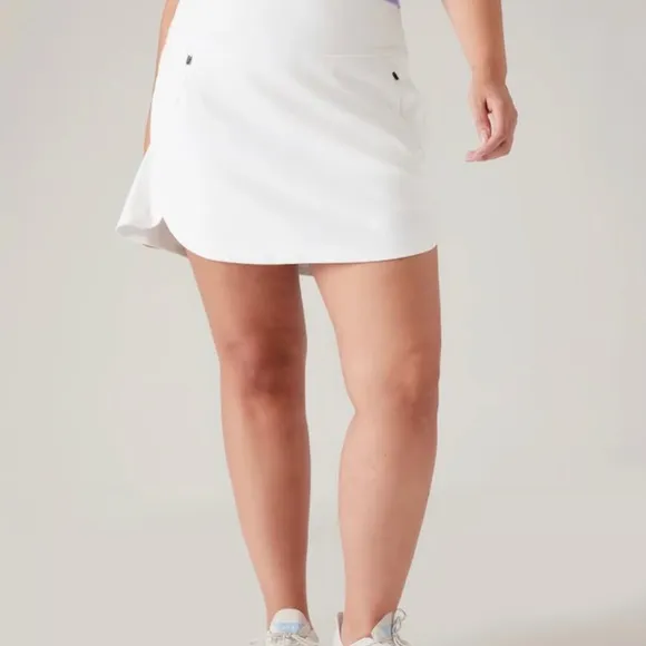 Athleta Women’s Fairway Golf Skort 18” White Large Tennis Activewear Sporty UPF