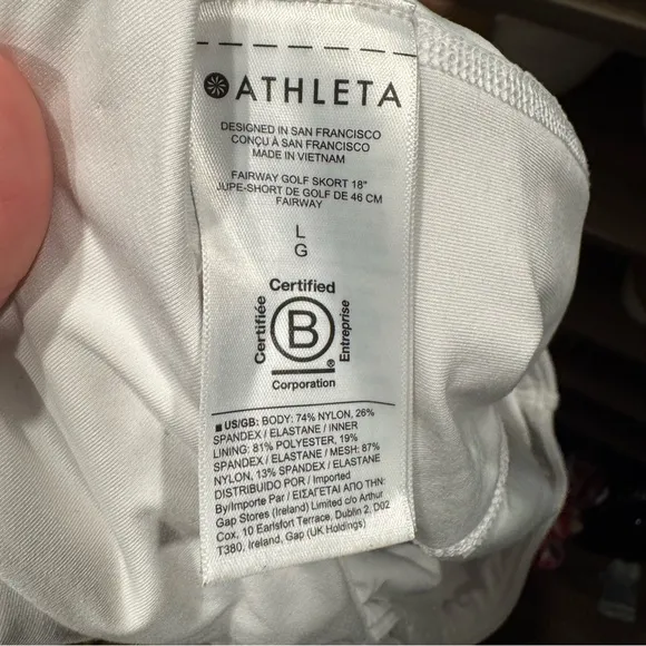 Athleta Women’s Fairway Golf Skort 18” White Large Tennis Activewear Sporty UPF