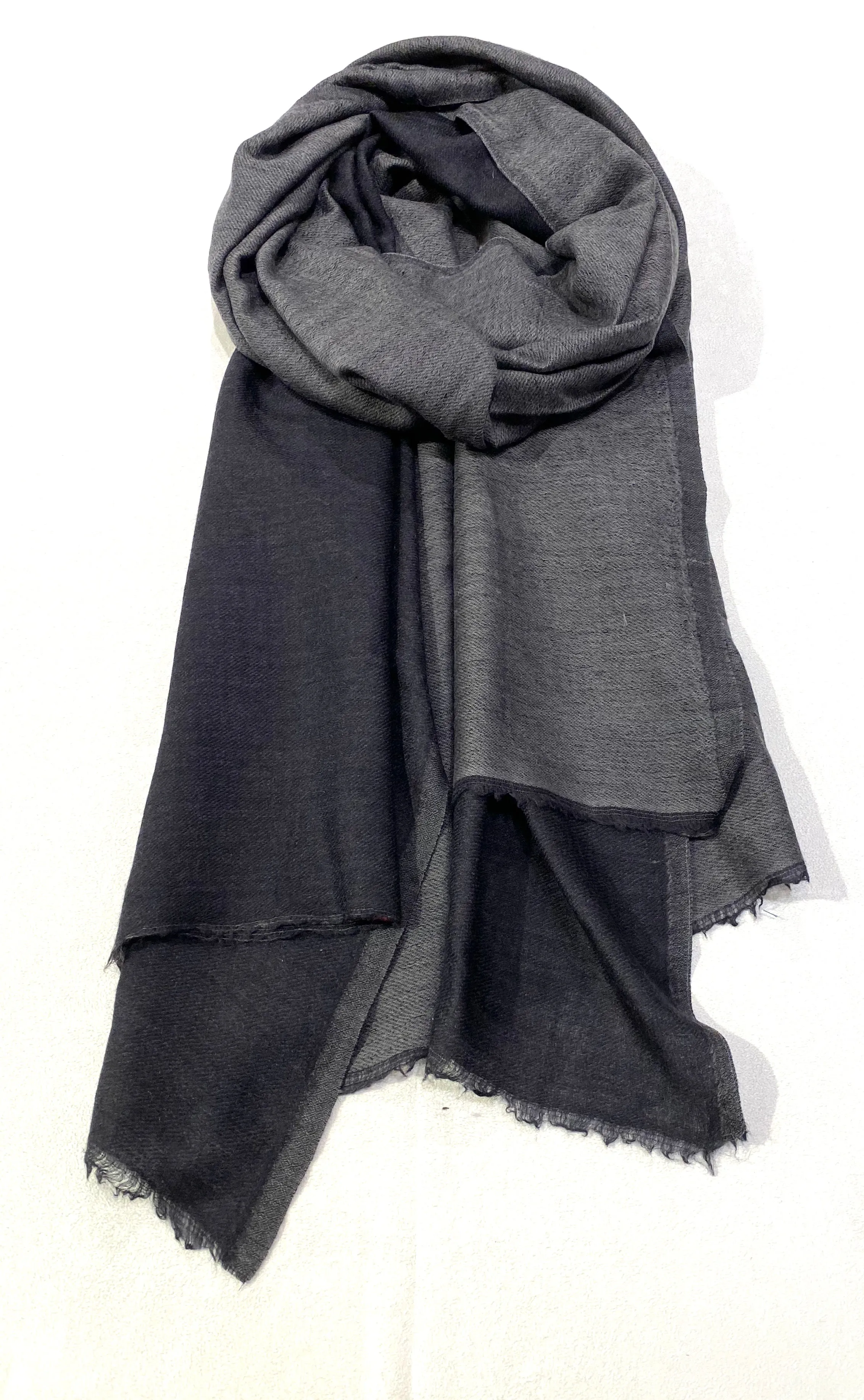 DOUBLE SIDED CASHMERE SCARF