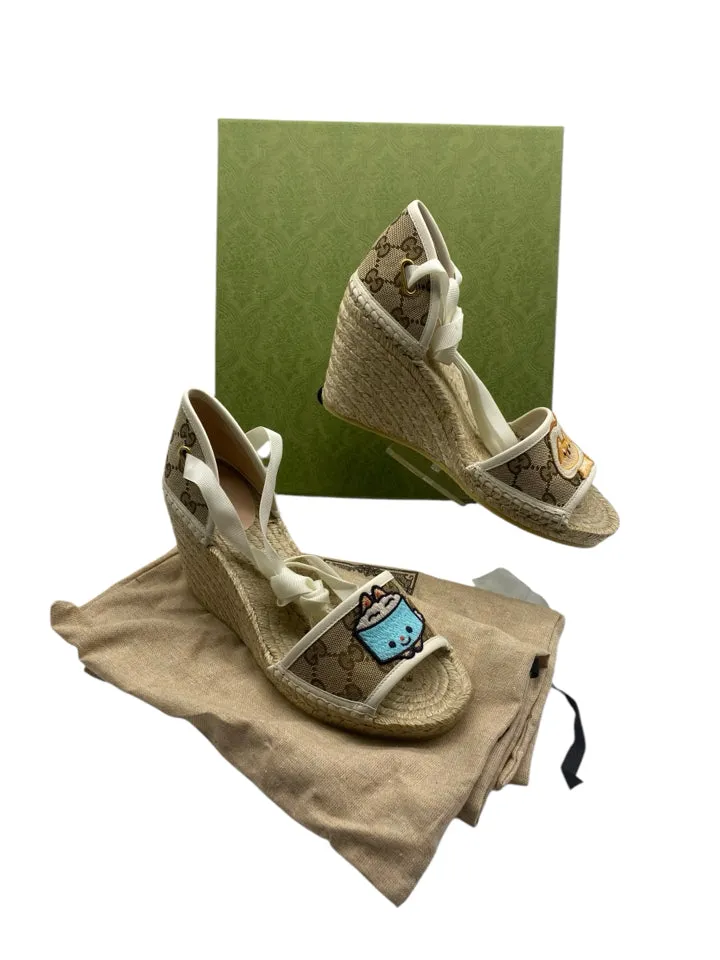 Gucci Tan Size 39 ~ US 9 Espadrille with Patch Women's Shoes