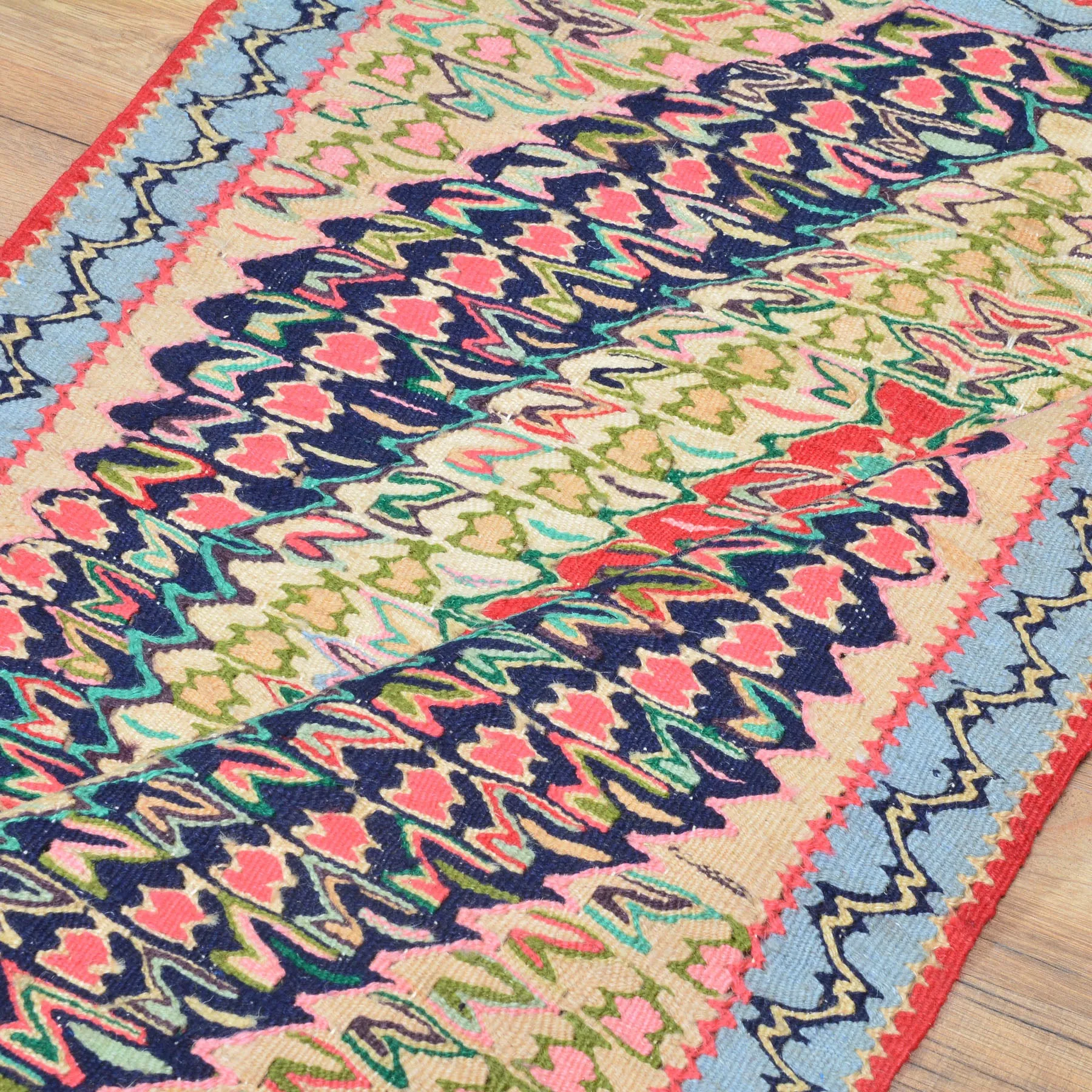 Hand-Woven Persian Sennah Kilim Geometric Design Wool Rug (Size 2.6 X 3.3) Cwral-8403