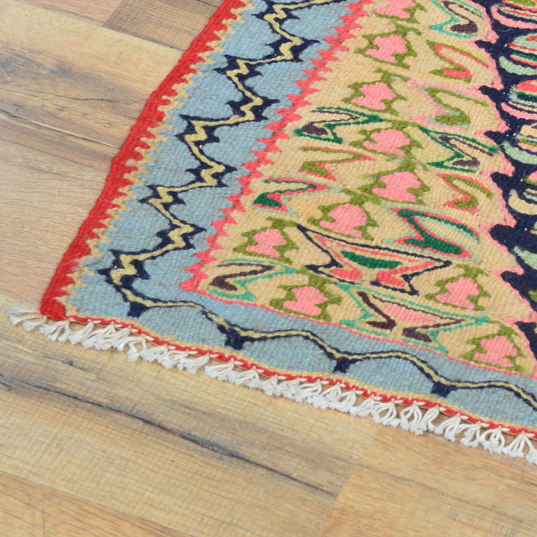 Hand-Woven Persian Sennah Kilim Geometric Design Wool Rug (Size 2.6 X 3.3) Cwral-8403