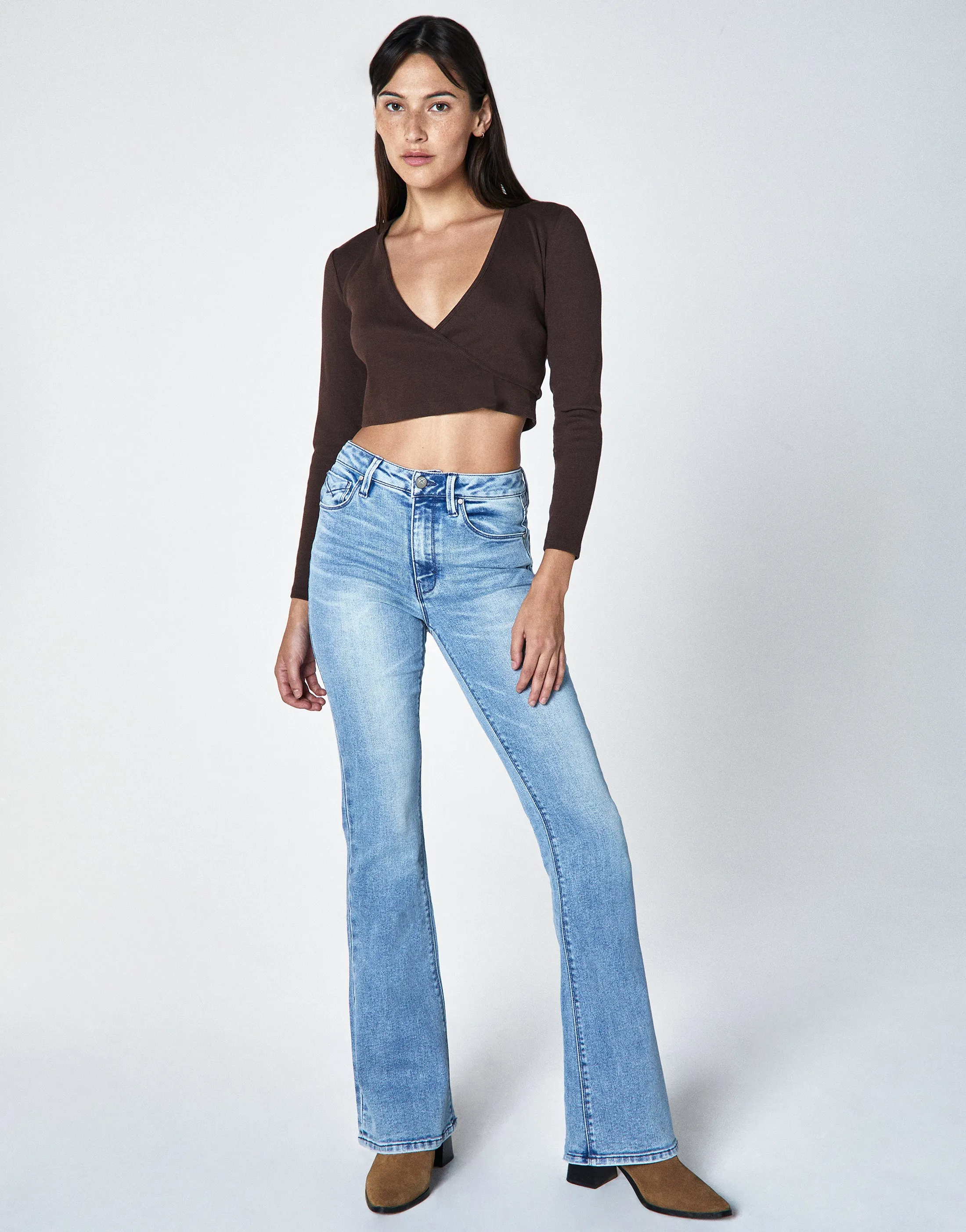JAN Mid-Rise Slim Flare in Oasis