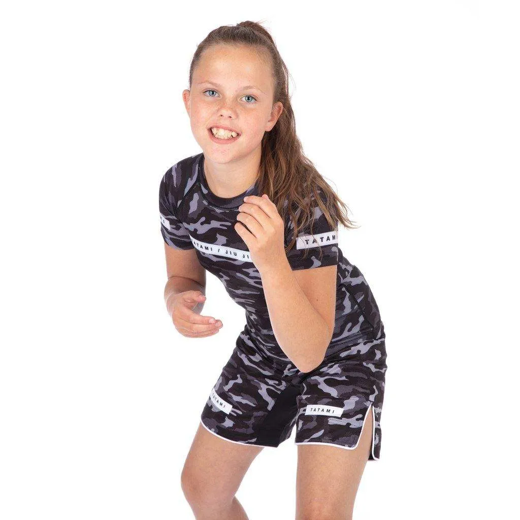 Kids Rival Black & Camo Short Sleeve Rash Guard