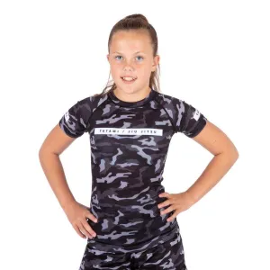 Kids Rival Black & Camo Short Sleeve Rash Guard