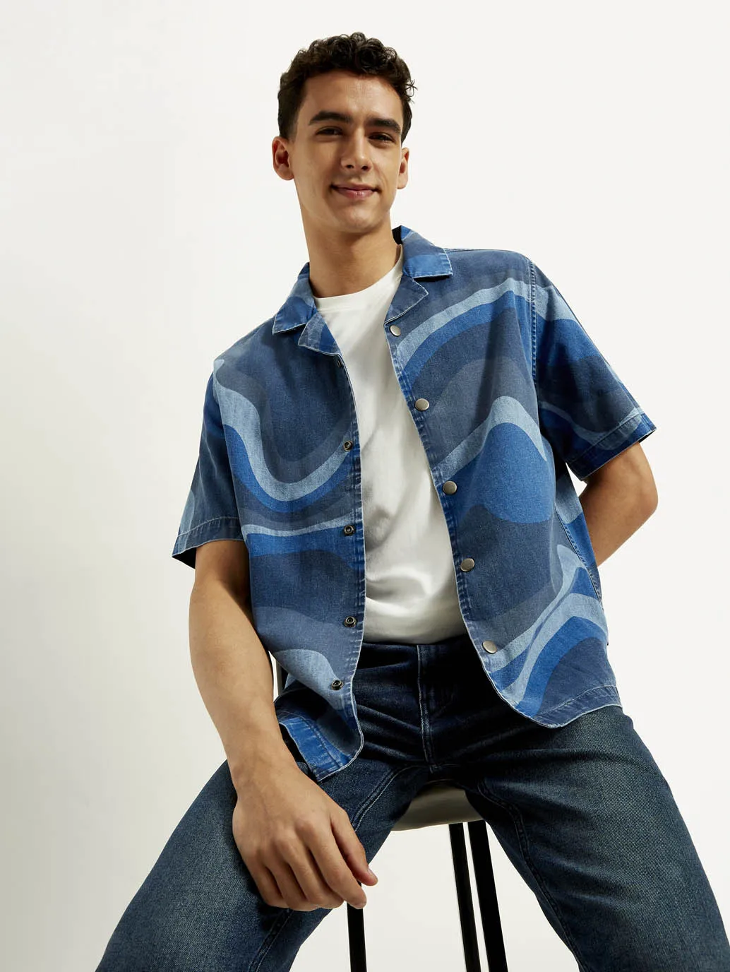 Men's Resort Collar Abstract Relaxed Fit Shirt
