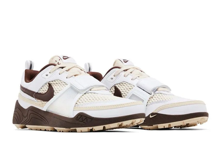 Nike Zoom Field Jaxx Travis Scott Light Chocolate