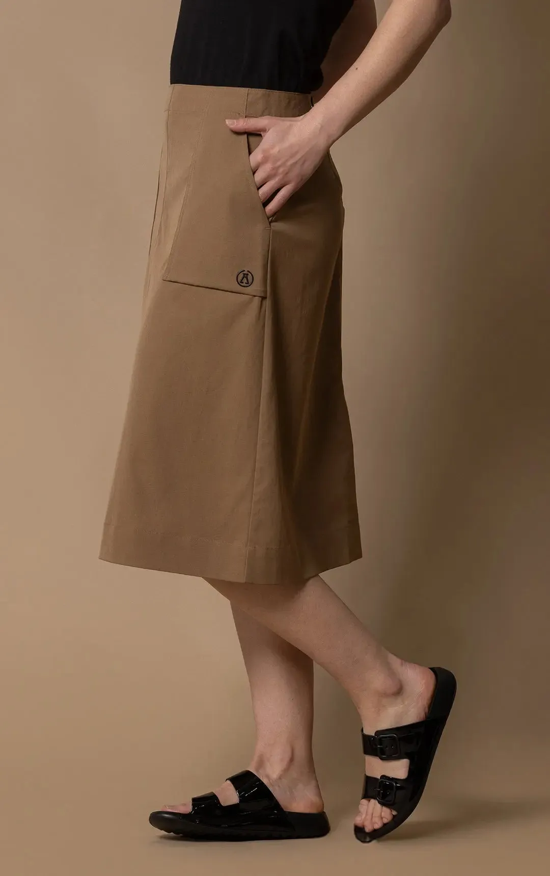 PERFORMANCE TWILL SKIRT - CLEARANCE