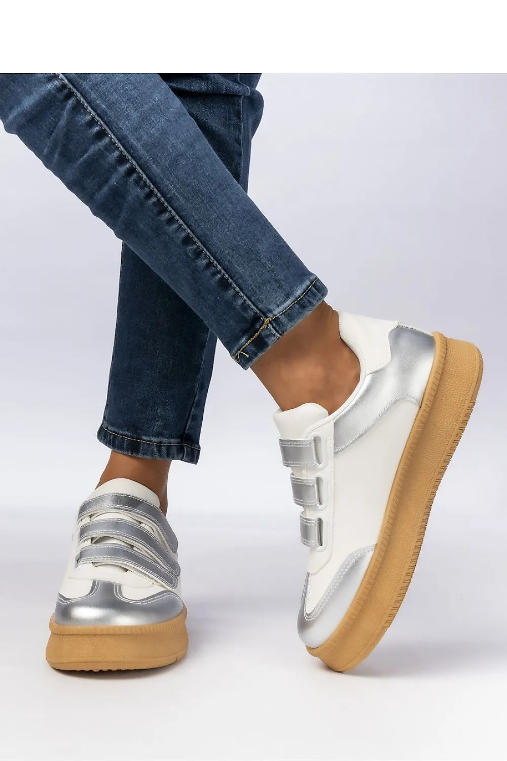 Sneakers Inello