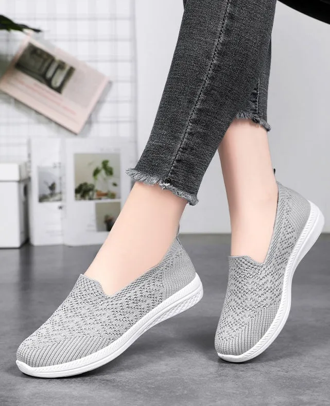 Soft and Flexible Low-Top Slip-On Sneakers with Knitted Design