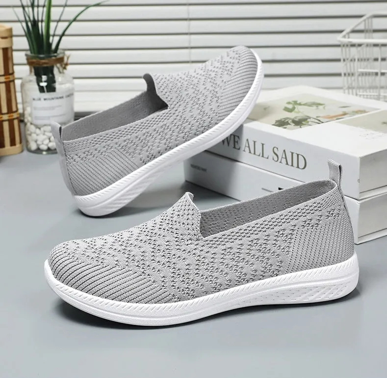 Soft and Flexible Low-Top Slip-On Sneakers with Knitted Design