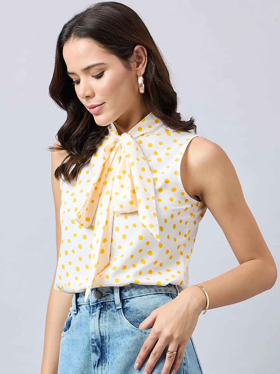 Style Quotient Women printed top with neck tie-up