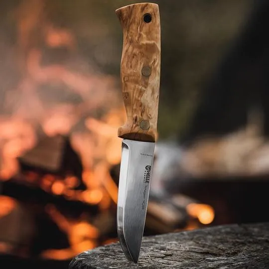 Temagami 14C28N Knife - Design by Les Stroud