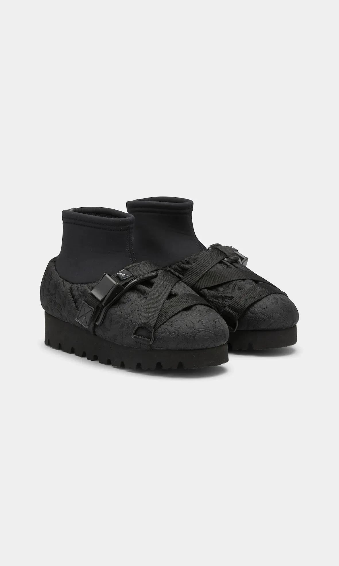 Yume Yume Camp Shoe Mid Black Jacquard